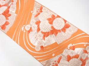 流水に菊模様織り出し　袋帯